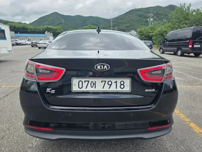 Kia K5 2015, 149430 км, за 3843.65 USD