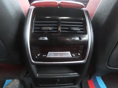 BMW X6 2021, 70848 км, за 38110.77 USD - фото 14