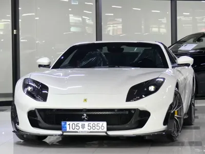 Ferrari 812 · 2022 год