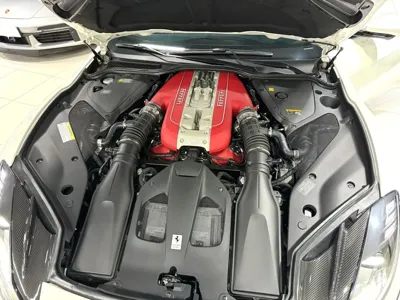 Ferrari 812 2022, 4000 км, за 393457.54 USD - фото 14