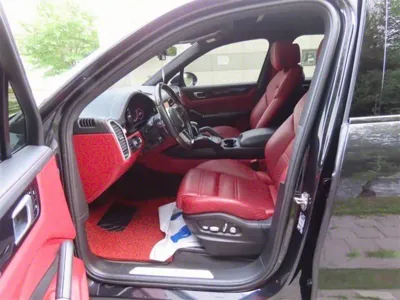 Porsche Cayenne 2021, 51867 км, за 61756.46 USD - фото 12