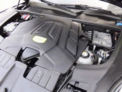 Porsche Cayenne 2021, 51867 км, за 61756.46 USD - фото 20
