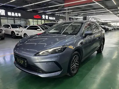 BYD Seal 05 DM-i · 2025 год
