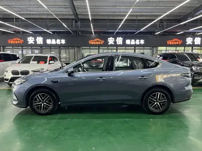 BYD Seal 05 DM-i 2025, 2000 км, за 10741.4 USD