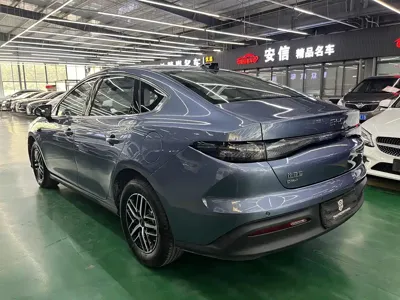 BYD Seal 05 DM-i 2025, 2000 км, за 10741.4 USD