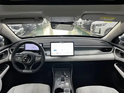 BYD Seal 05 DM-i 2025, 2000 км, за 10741.4 USD - фото 11