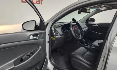 Hyundai Tucson 2017, 29071 км, за 12046.62 USD - фото 10