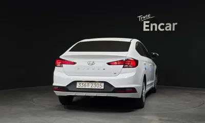 Hyundai Avante 2020, 123248 км, за 5901.27 USD