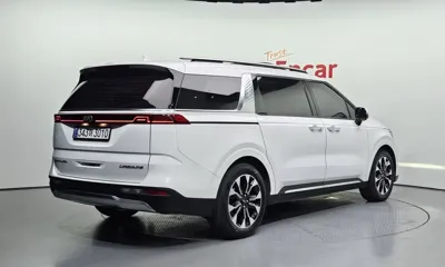 Kia Canival 2021, 44612 км, за 18508.74 USD
