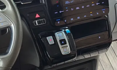 Hyundai Staria 2022, 72099 км, за 17545.34 USD - фото 9
