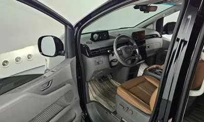 Hyundai Staria 2022, 72099 км, за 17545.34 USD - фото 10