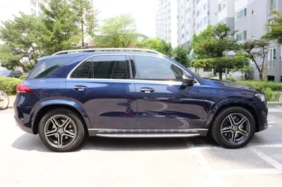 Mercedes-Benz GLE-Class 2020, 63000 км, за 34453.61 USD - фото 7