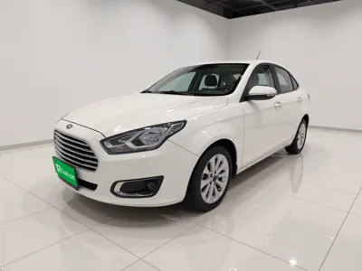 Ford Escort · 2015 год