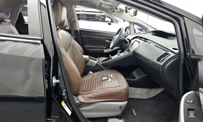 Toyota Prius 2013, 139166 км, за 5382.7 USD - фото 11