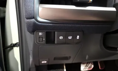 Kia EV3 2025, 27882 км, за 24331.87 USD - фото 27