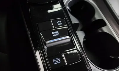 Hyundai Sonata 2022, 55628 км, за 12019.76 USD - фото 12