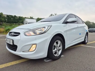 Hyundai Accent · 2015 год