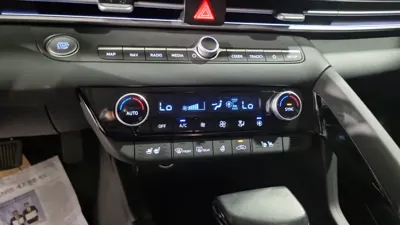 Hyundai Avante 2024, 14986 км, за 13653.67 USD - фото 15