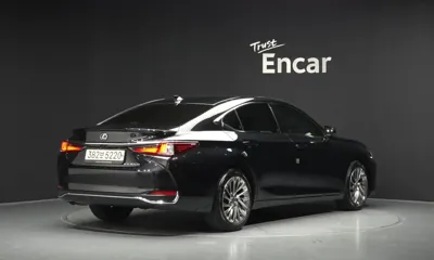 Lexus ES 2023, 14713 км, за 33705.73 USD