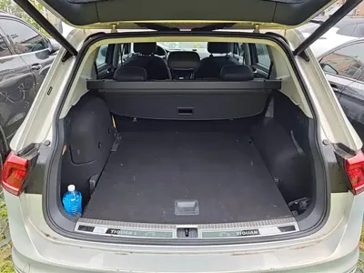 Volkswagen 途观L插电混动 2019, 69500 км, за 10951.32 USD