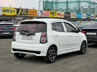 Kia Morning 2011, 104695 км, за 2181.39 USD - фото 20