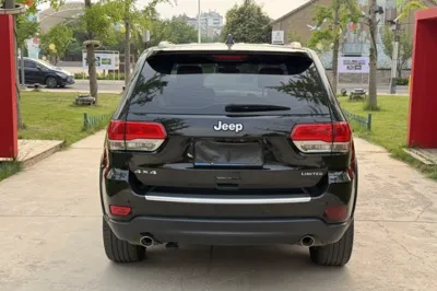 Jeep Grand Cherokee 2017, 103700 км, за 15246 USD