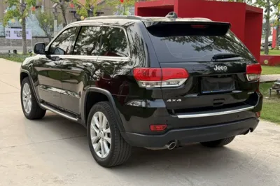 Jeep Grand Cherokee 2017, 103700 км, за 15246 USD