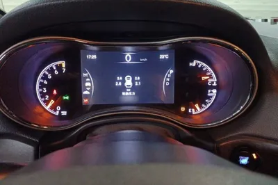 Jeep Grand Cherokee 2017, 103700 км, за 15246 USD - фото 9