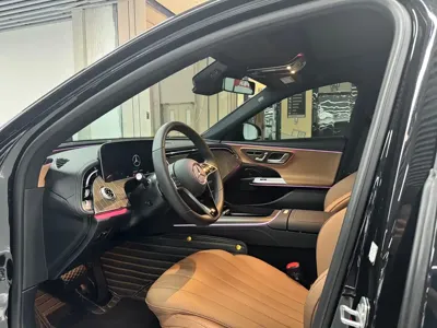 Mercedes-Benz E-Class 2025, 11000 км, за 34153.52 USD
