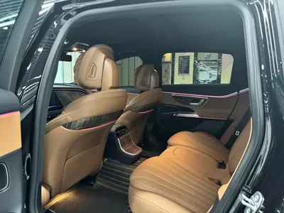 Mercedes-Benz E-Class 2025, 11000 км, за 34153.52 USD - фото 8