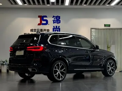 BMW X5 2023, 84000 км, за 54222.05 USD