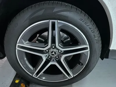 Mercedes-Benz GLS-Class 2022, 69000 км, за 51465.83 USD - фото 20