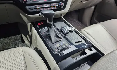 Kia Canival 2017, 71604 км, за 9042.42 USD - фото 9