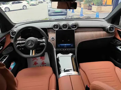 Mercedes-Benz GLC 2026, 8000 км, за 49720.73 USD