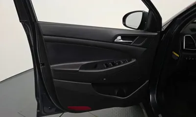Hyundai Tucson 2019, 30211 км, за 13355.06 USD - фото 24