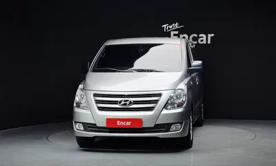 Hyundai Starex 2018, 153631 км, за 5579.62 USD