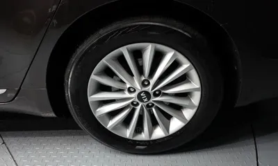 Kia K7 2016, 162149 км, за 4825.49 USD