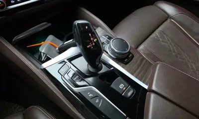 BMW 5-Series 2017, 88803 км, за 18136.9 USD - фото 9