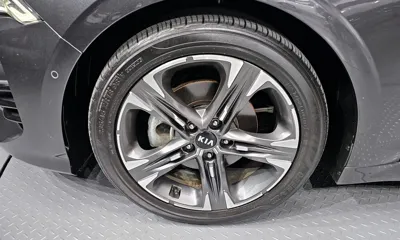 Kia K5 2020, 83681 км, за 12430.94 USD