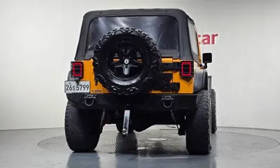 Jeep Wrangler 2013, 153450 км, за 16156.36 USD