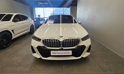 BMW 5-Series · 2025 год