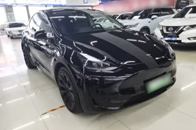 Tesla Model Y 2022, 70200 км, за 24878 USD
