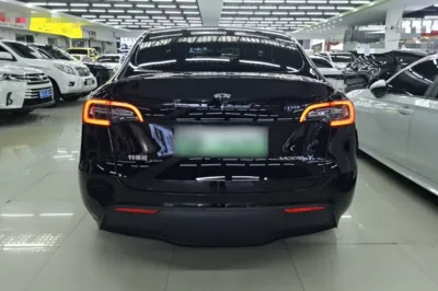 Tesla Model Y 2022, 70200 км, за 24878 USD