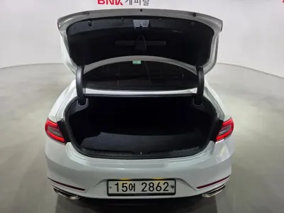 Hyundai Grandeur 2019, 79270 км, за 10726.12 USD - фото 6