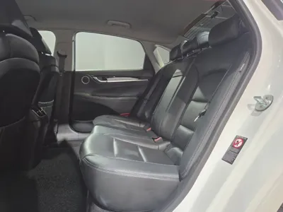 Hyundai Grandeur 2019, 79270 км, за 10726.12 USD - фото 11