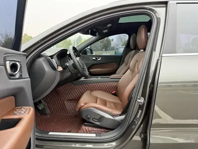 Volvo XC60 2021, 147000 км, за 18093.66 USD - фото 7