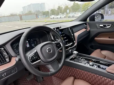 Volvo XC60 2021, 147000 км, за 18093.66 USD - фото 8
