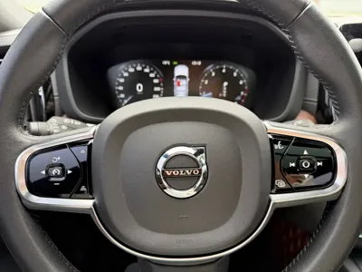 Volvo XC60 2021, 147000 км, за 18093.66 USD - фото 11