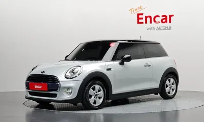 MINI Cooper · 2018 год