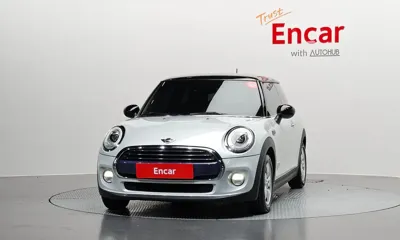 MINI Cooper 2018, 74097 км, за 6305.66 USD - фото 3